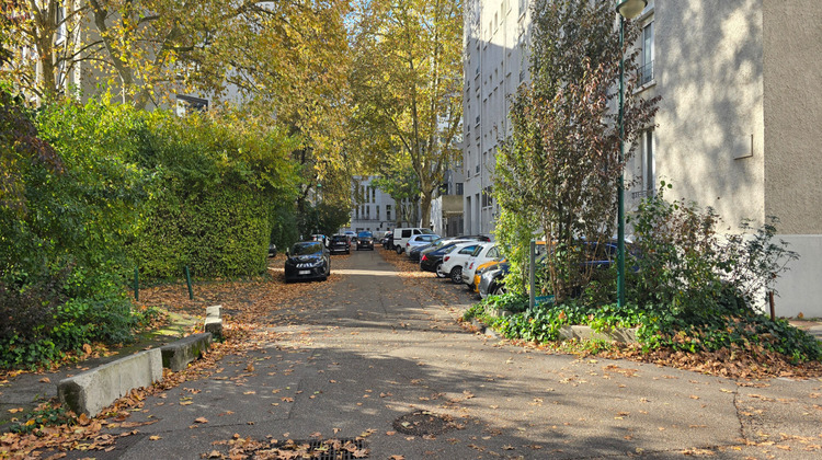 Ma-Cabane - Location Divers VILLEURBANNE, 12 m²