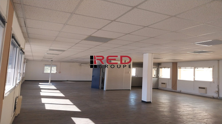 Ma-Cabane - Location Divers Vitrolles, 535 m²