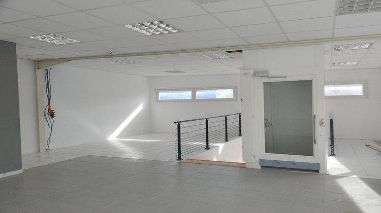 Ma-Cabane - Location Divers VOGLANS, 185 m²