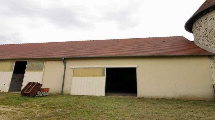 Ma-Cabane - Location Divers YEVRES, 174 m²