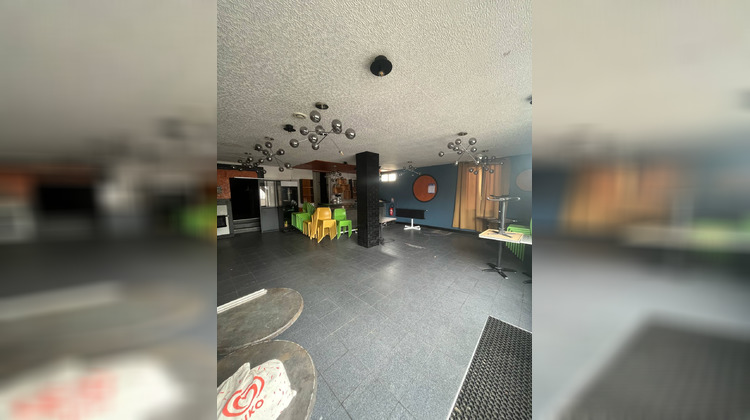 Ma-Cabane - Location Immeuble Châtel-Guyon, 270 m²