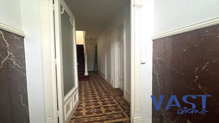 Ma-Cabane - Location Immeuble Lille, 74 m²