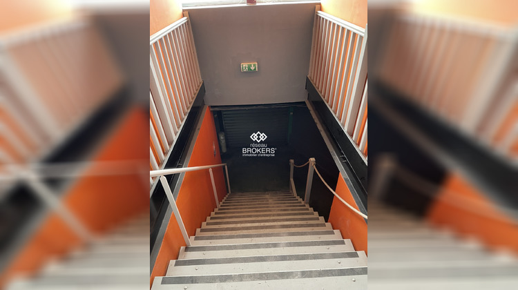 Ma-Cabane - Location Immeuble Marignane, 250 m²