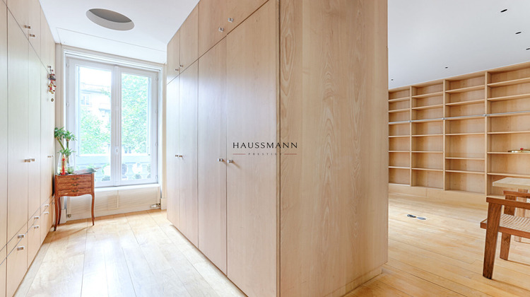Ma-Cabane - Location Immeuble PARIS 16, 300 m²