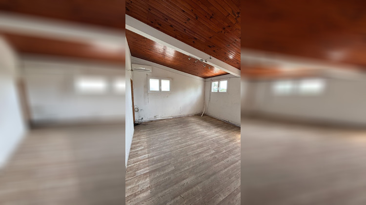 Ma-Cabane - Location Immeuble Riviere-Salee, 250 m²