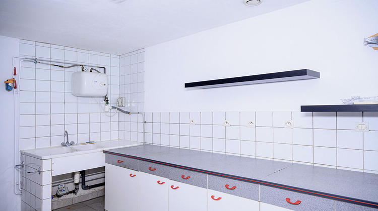 Ma-Cabane - Location Immeuble THIONVILLE, 76 m²