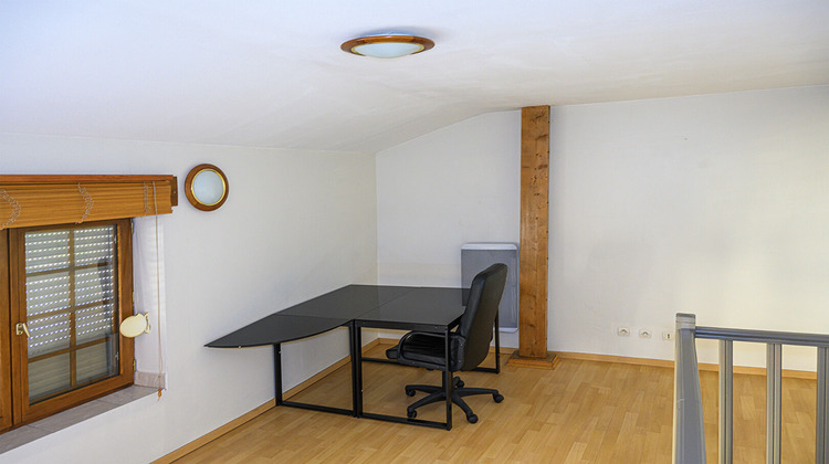 Ma-Cabane - Location Immeuble THIONVILLE, 76 m²