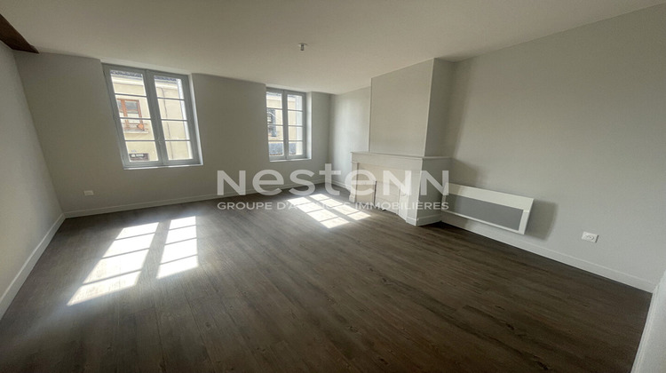 Ma-Cabane - Location Immeuble VALENCAY, 129 m²