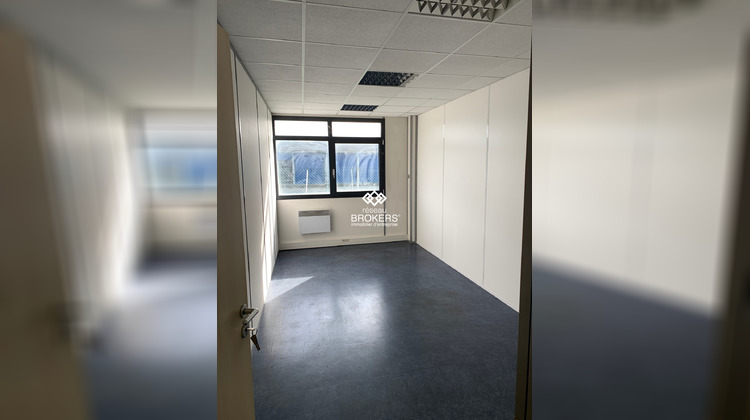 Ma-Cabane - Location Local commercial Échirolles, 403 m²