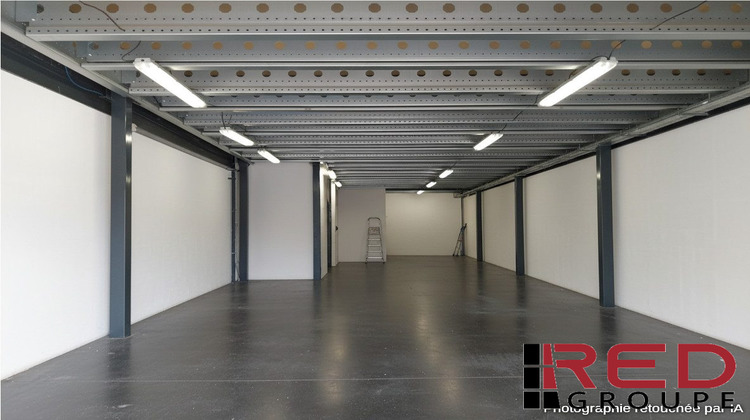 Ma-Cabane - Location Local commercial Éguilles, 550 m²