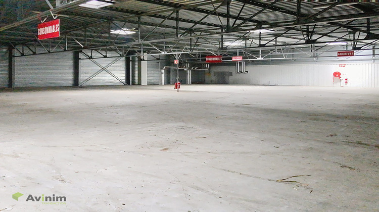 Ma-Cabane - Location Local commercial Éloyes, 1007 m²