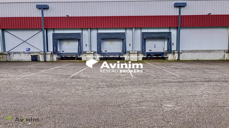 Ma-Cabane - Location Local commercial Éloyes, 615 m²