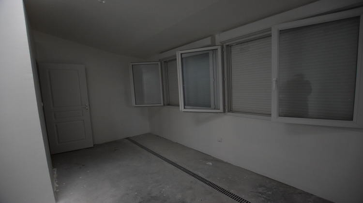 Ma-Cabane - Location Local commercial Évreux, 50 m²