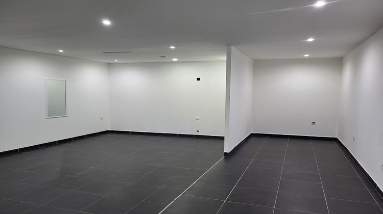 Ma-Cabane - Location Local commercial AGDE, 103 m²