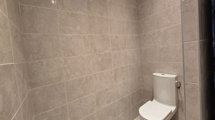 Ma-Cabane - Location Local commercial AIGUEBELLE, 106 m²