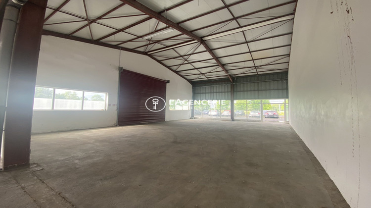 Ma-Cabane - Location Local commercial Aire-sur-l'Adour, 301 m²