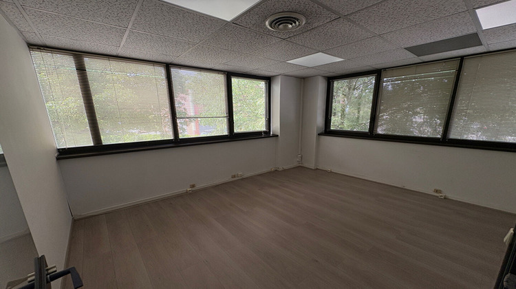 Ma-Cabane - Location Local commercial AIX-EN-PROVENCE, 76 m²