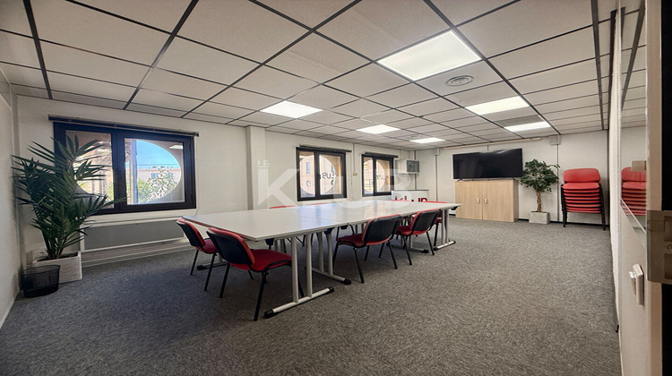 Ma-Cabane - Location Local commercial AIX-EN-PROVENCE, 96 m²