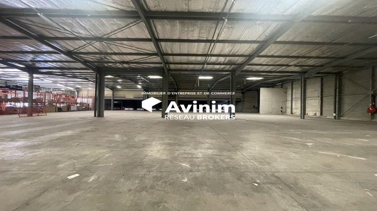 Ma-Cabane - Location Local commercial Aix-en-Provence, 2400 m²