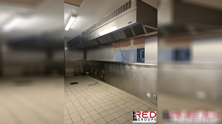 Ma-Cabane - Location Local commercial Aix-en-Provence, 200 m²