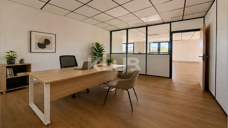 Ma-Cabane - Location Local commercial AIX-EN-PROVENCE, 134 m²