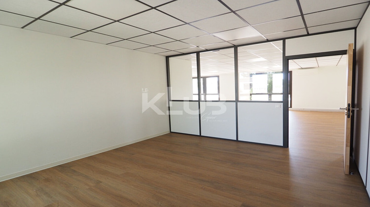 Ma-Cabane - Location Local commercial AIX-EN-PROVENCE, 134 m²