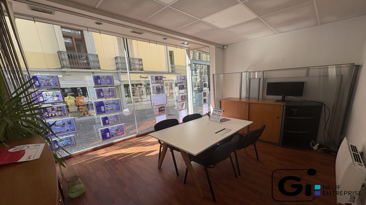 Ma-Cabane - Location Local commercial Aix-les-Bains, 86 m²