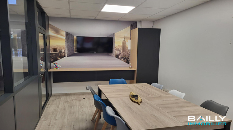 Ma-Cabane - Location Local commercial AIZENAY, 65 m²