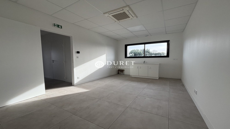 Ma-Cabane - Location Local commercial Aizenay, 350 m²
