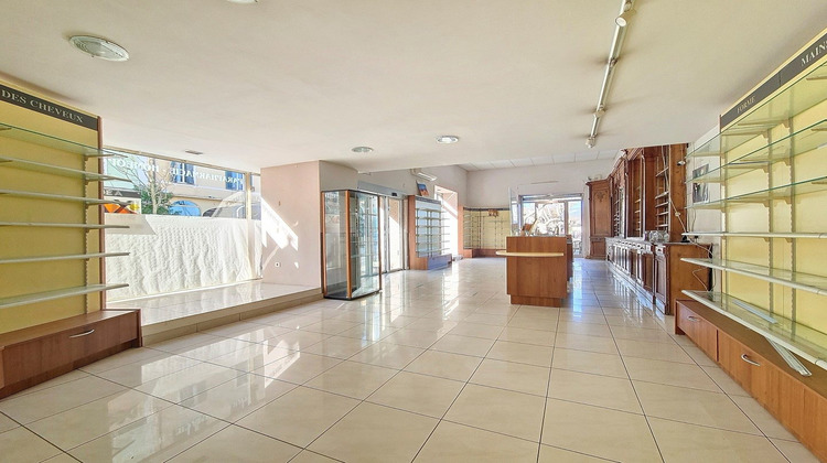 Ma-Cabane - Location Local commercial Ajaccio, 147 m²