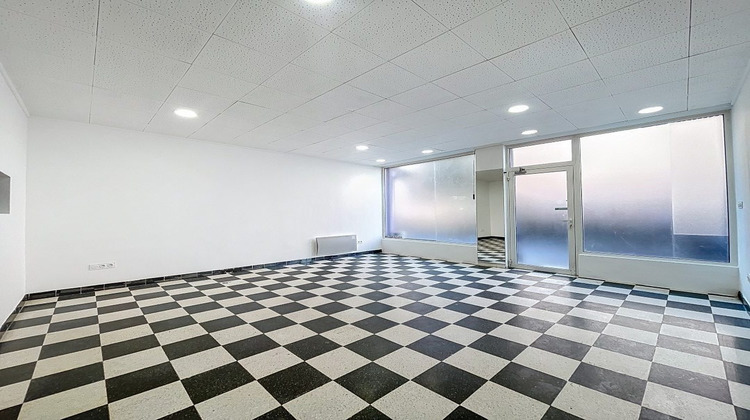 Ma-Cabane - Location Local commercial Ajaccio, 57 m²