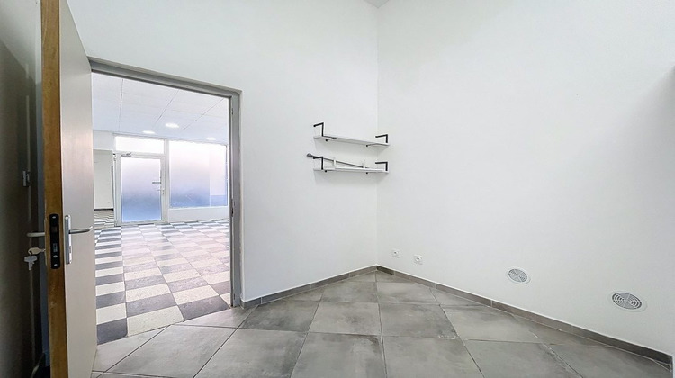 Ma-Cabane - Location Local commercial Ajaccio, 57 m²