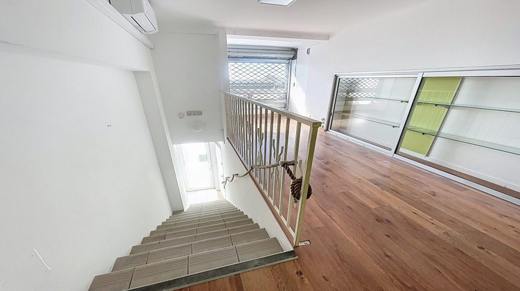 Ma-Cabane - Location Local commercial Ajaccio, 75 m²