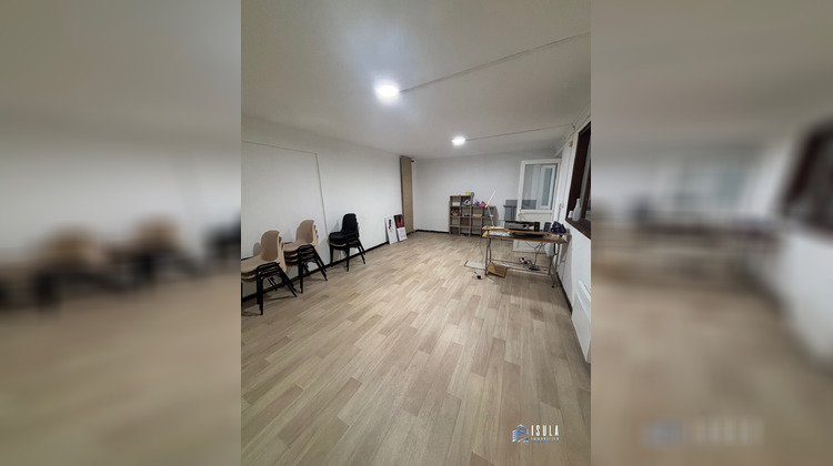 Ma-Cabane - Location Local commercial Ajaccio, 66 m²