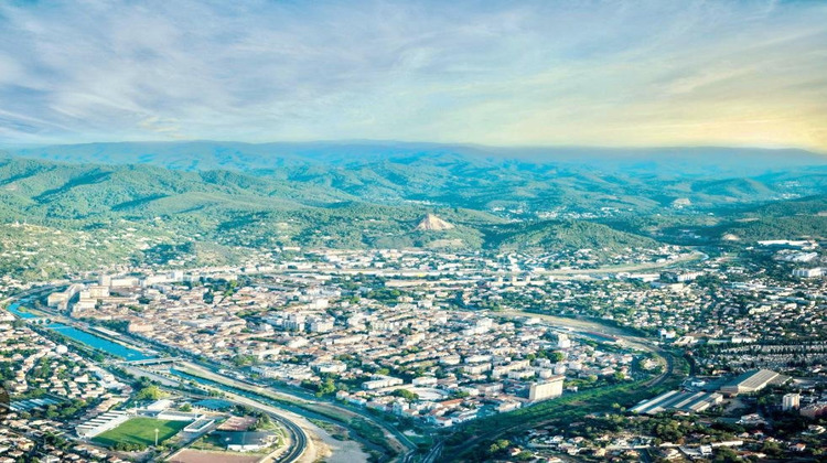 Ma-Cabane - Location Local commercial ALES, 800 m²