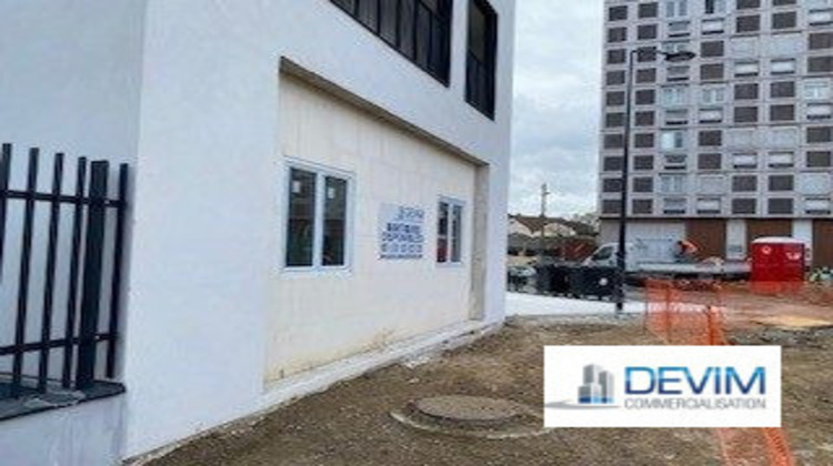 Ma-Cabane - Location Local commercial Alfortville, 155 m²