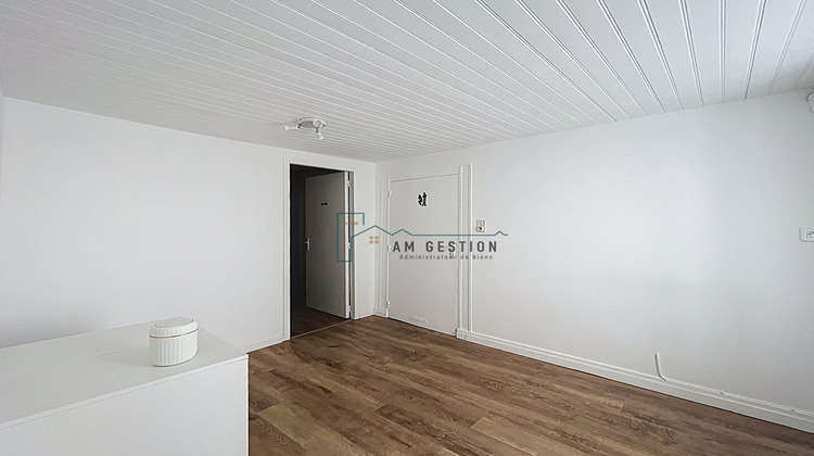 Ma-Cabane - Location Local commercial AMBAZAC, 58 m²