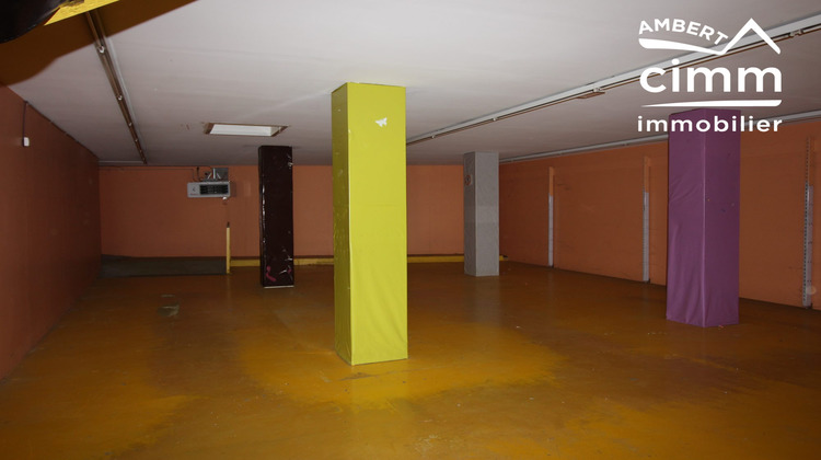 Ma-Cabane - Location Local commercial Ambert, 940 m²