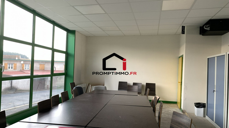Ma-Cabane - Location Local commercial Amplepuis, 900 m²