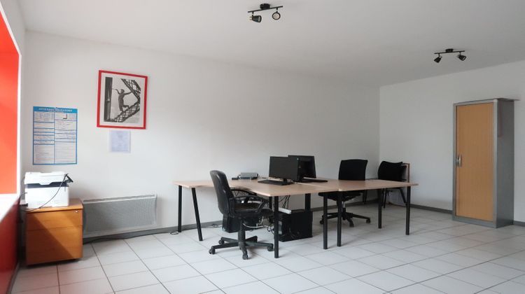 Ma-Cabane - Location Local commercial ANDREZIEUX BOUTHEON, 30 m²