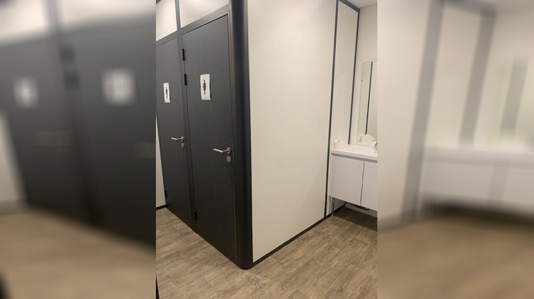 Ma-Cabane - Location Local commercial ANDREZIEUX-BOUTHEON, 82 m²