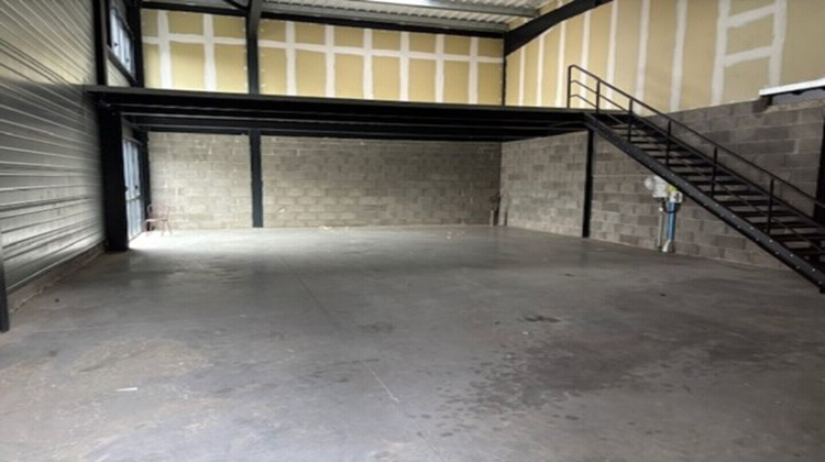 Ma-Cabane - Location Local commercial ANDREZIEUX-BOUTHEON, 171 m²