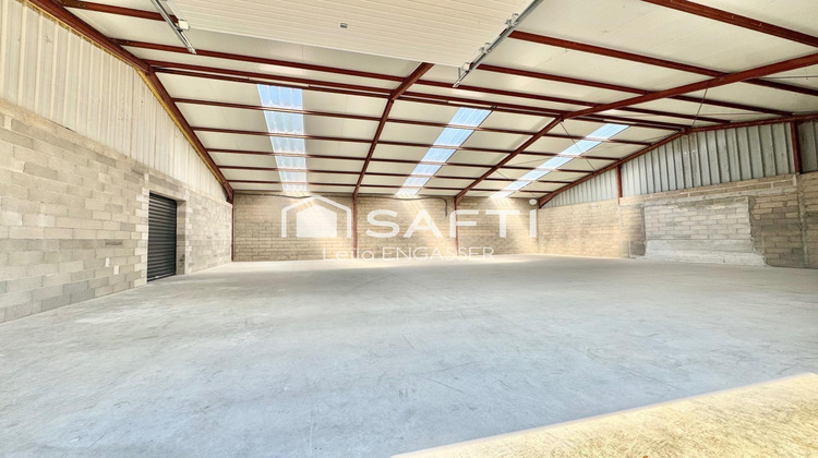 Ma-Cabane - Location Local commercial Anet, 229 m²