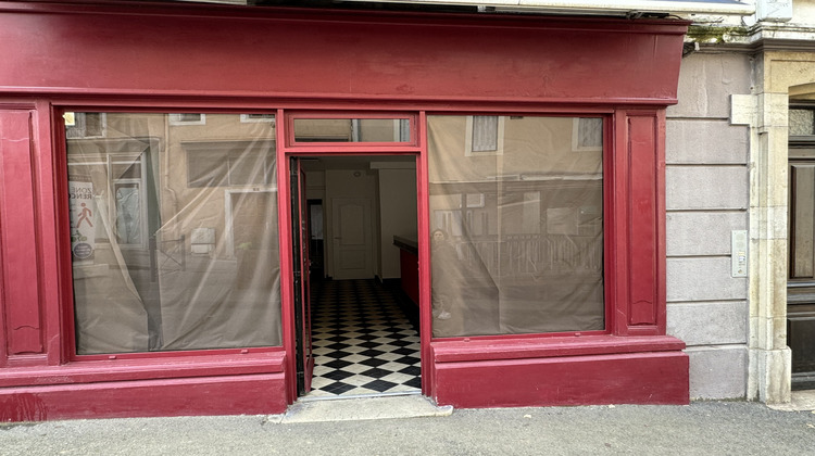 Ma-Cabane - Location Local commercial Annonay, 30 m²