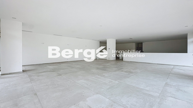 Ma-Cabane - Location Local commercial Antibes, 128 m²