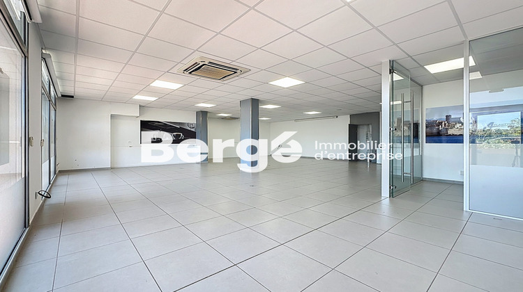 Ma-Cabane - Location Local commercial Antibes, 330 m²