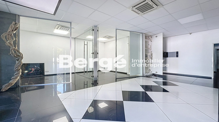 Ma-Cabane - Location Local commercial Antibes, 330 m²