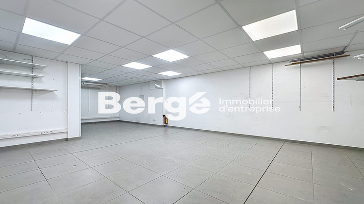 Ma-Cabane - Location Local commercial Antibes, 330 m²