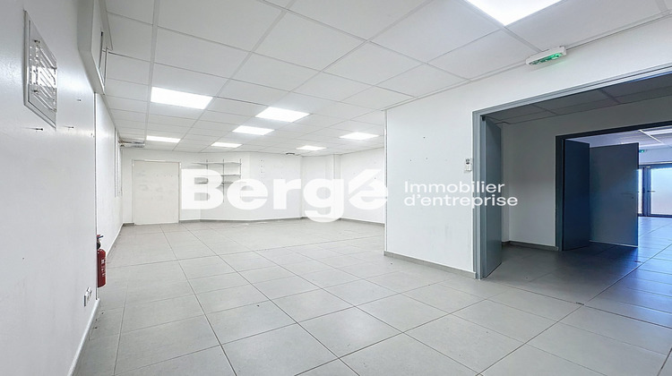 Ma-Cabane - Location Local commercial Antibes, 165 m²