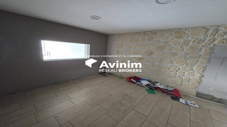 Ma-Cabane - Location Local commercial Arbent, 340 m²